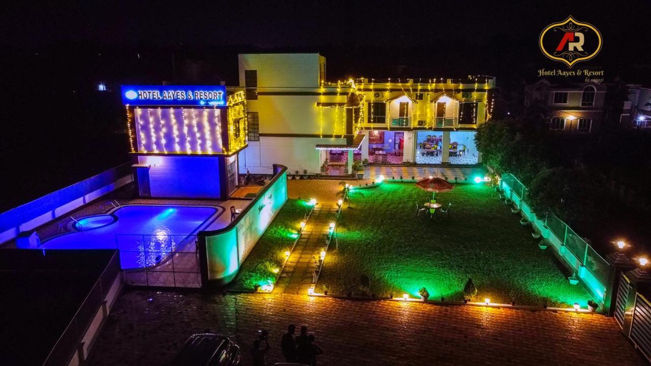 Hotel Aayes And Resort Shānti Niketan Extérieur photo