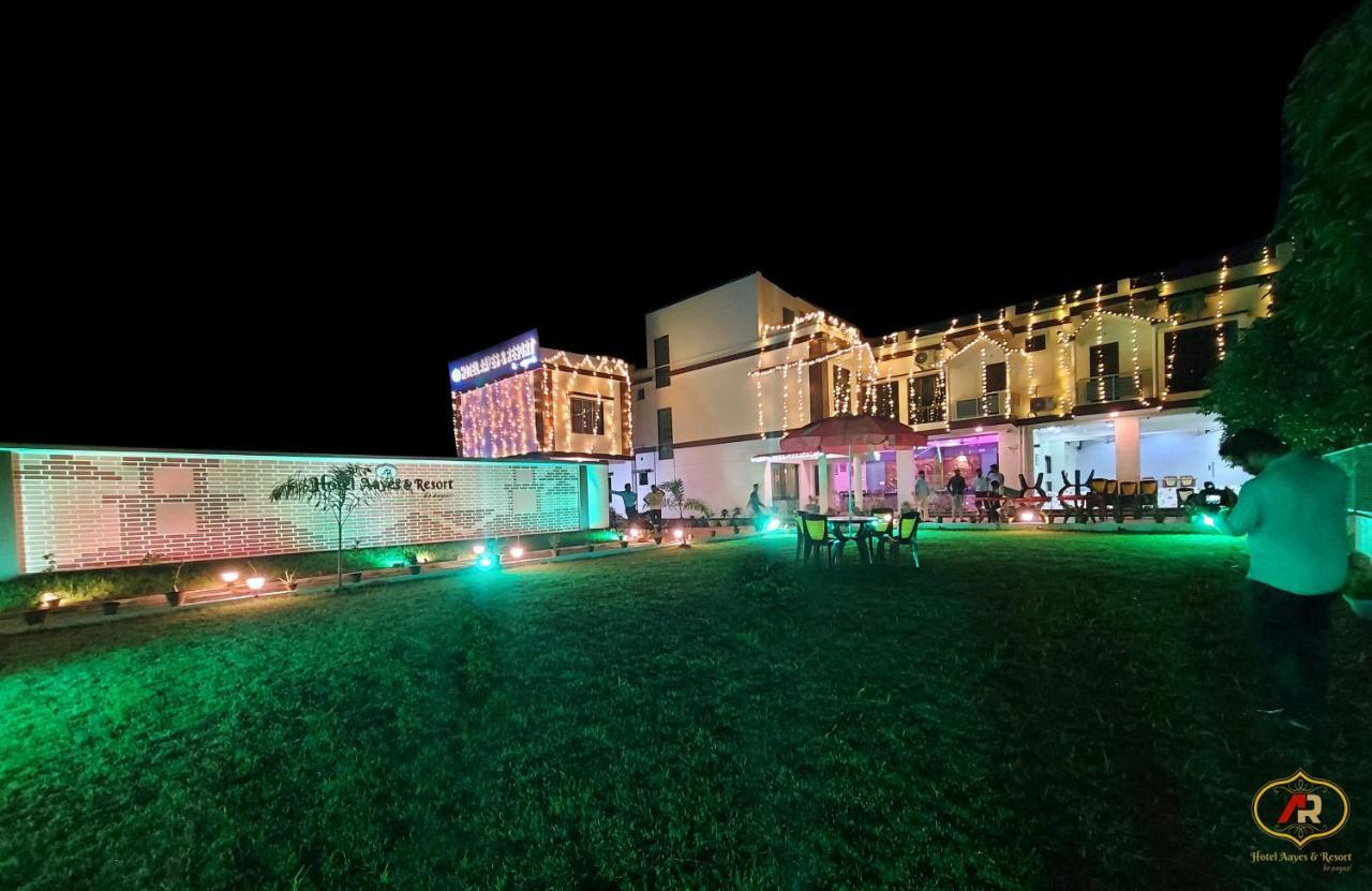 Hotel Aayes And Resort Shānti Niketan Extérieur photo